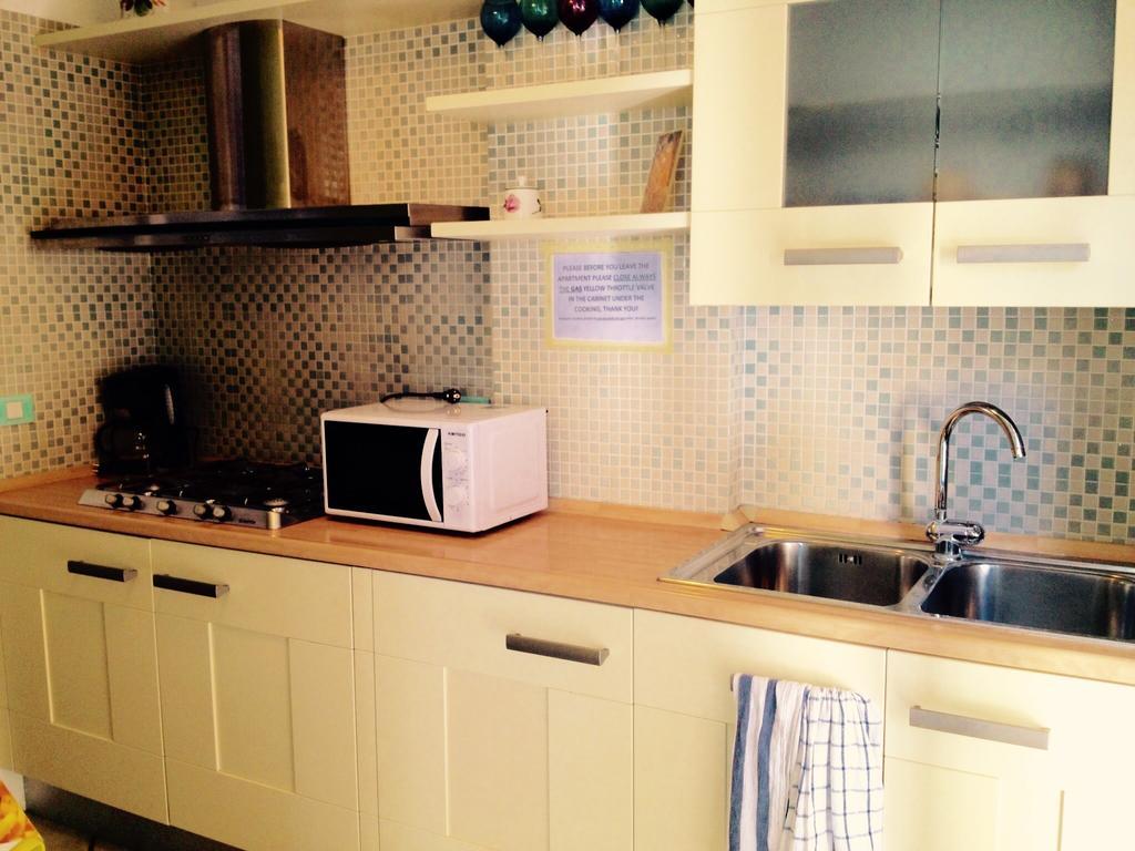 Modi Apartment Рим Екстериор снимка